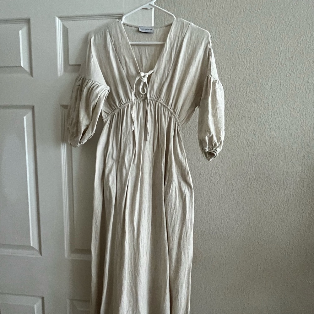 Cream Maxi Sundress with Bishop Sleeves and Scoop Neck